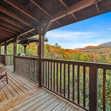 Take My Breath Away Holiday Home Гетлинбург Екстериор снимка