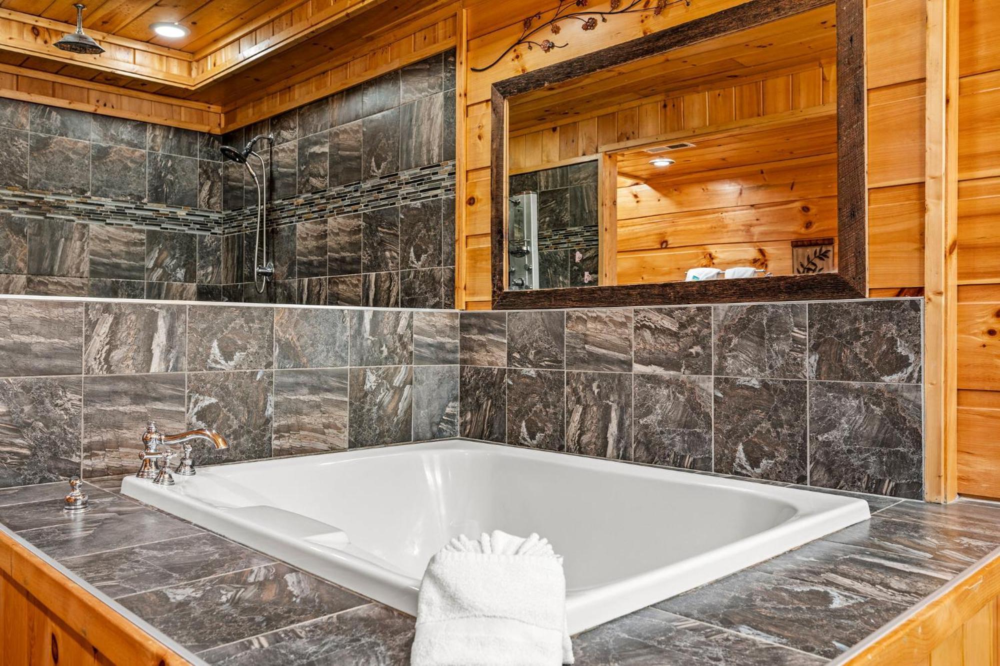 Take My Breath Away Holiday Home Гетлинбург Екстериор снимка