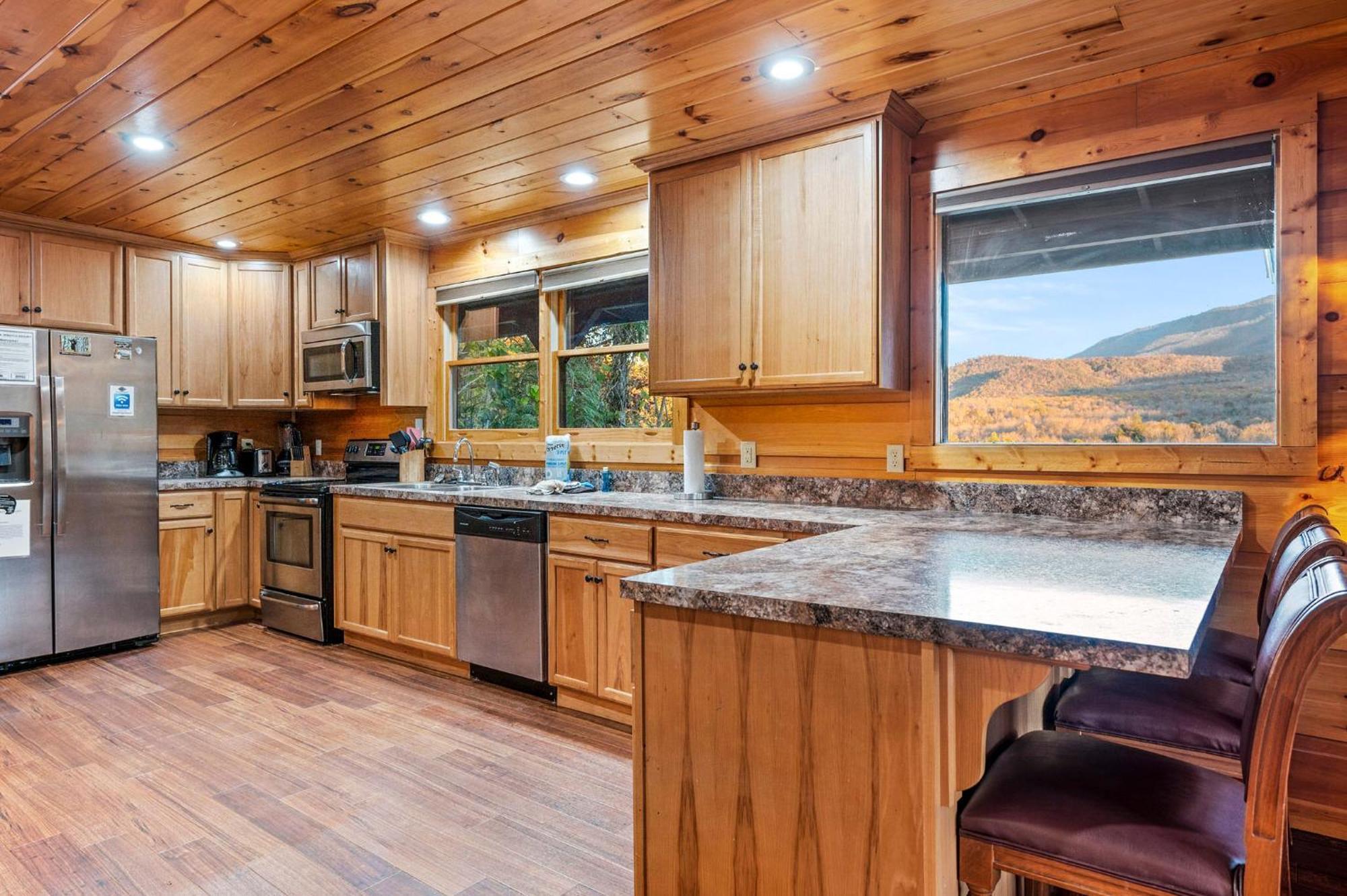 Take My Breath Away Holiday Home Гетлинбург Екстериор снимка