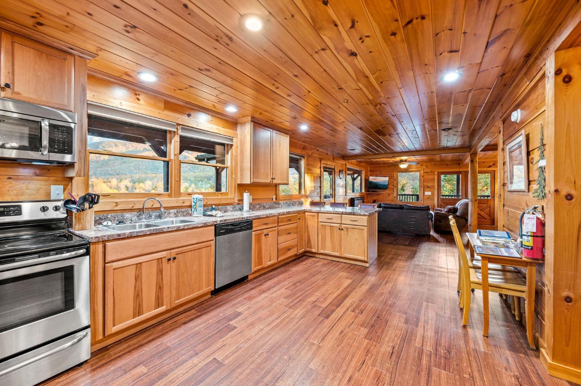 Take My Breath Away Holiday Home Гетлинбург Екстериор снимка