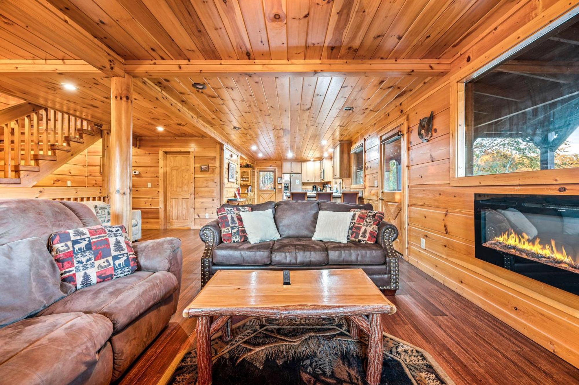 Take My Breath Away Holiday Home Гетлинбург Екстериор снимка