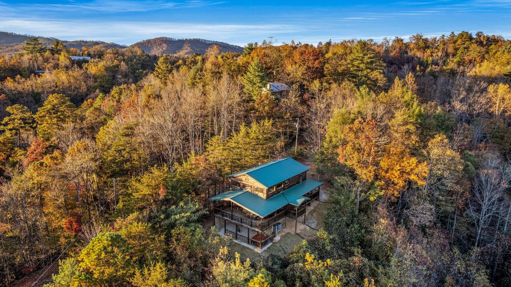 Take My Breath Away Holiday Home Гетлинбург Екстериор снимка